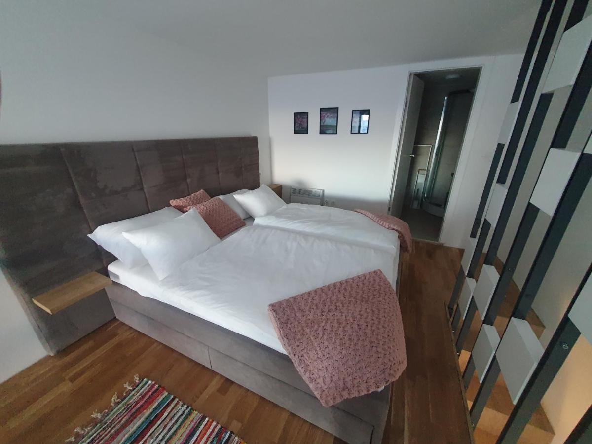 Apartment Tuzlaks -sauna-free Parking *