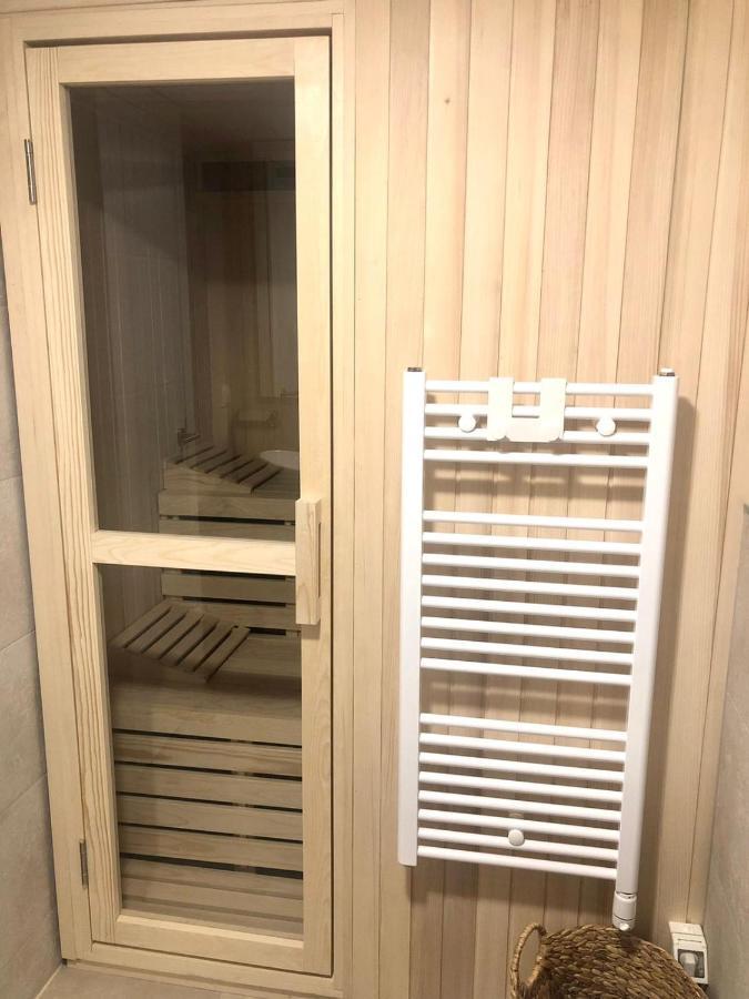 Lägenhet Tuzlaks -sauna-free Parking *